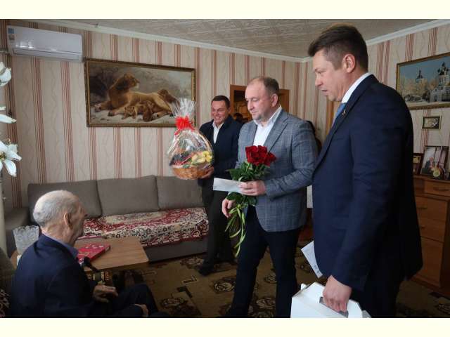 23 ������� �������� � ����� � ���������!